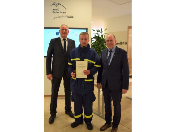 THW-Einsatzkräfte erhalten Bundesflutmedaille - Fluthilfe 2021 © Kreis Paderborn